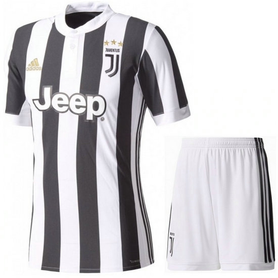 Ensemble Foot Juventus Adulte 2017/2018 Domicile